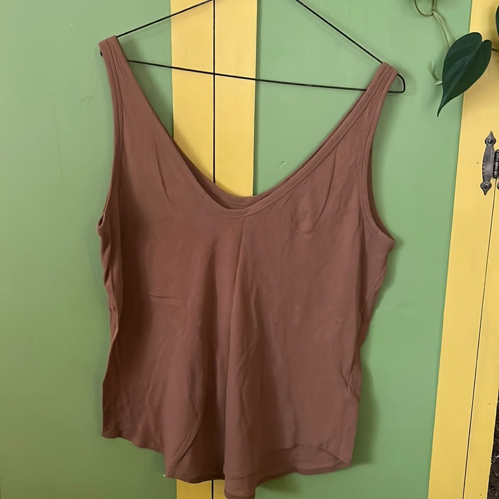 Everlane Air Tank